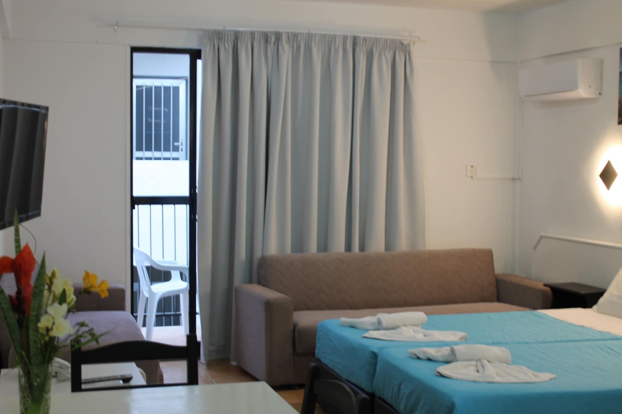 A Maos Hotel Apartments Ayia Napa Exterior foto